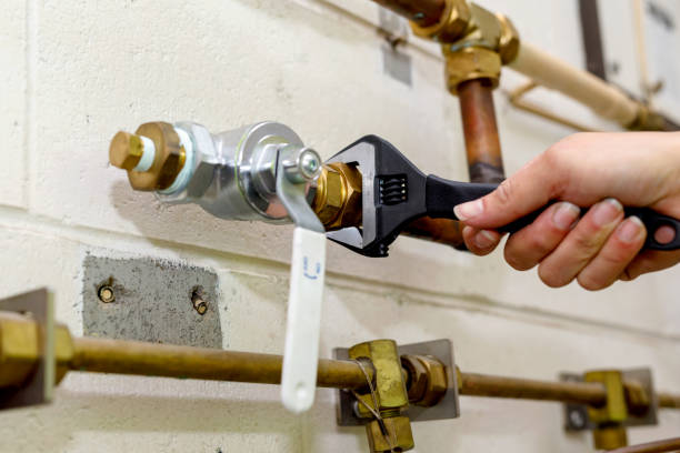 Natural gas pipe repair